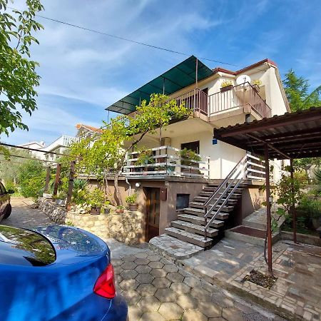 Apartments Vilim Pinezići Exterior foto
